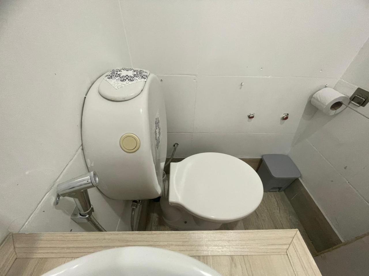 Ezeiza 1 Nuestro Lugar A 15 Minutos Del Aeropuerto Tranfer Opcional Desde Y Al Aeropuerto De Ezeiza Las 24 Horas Pet Friendly Exteriör bild